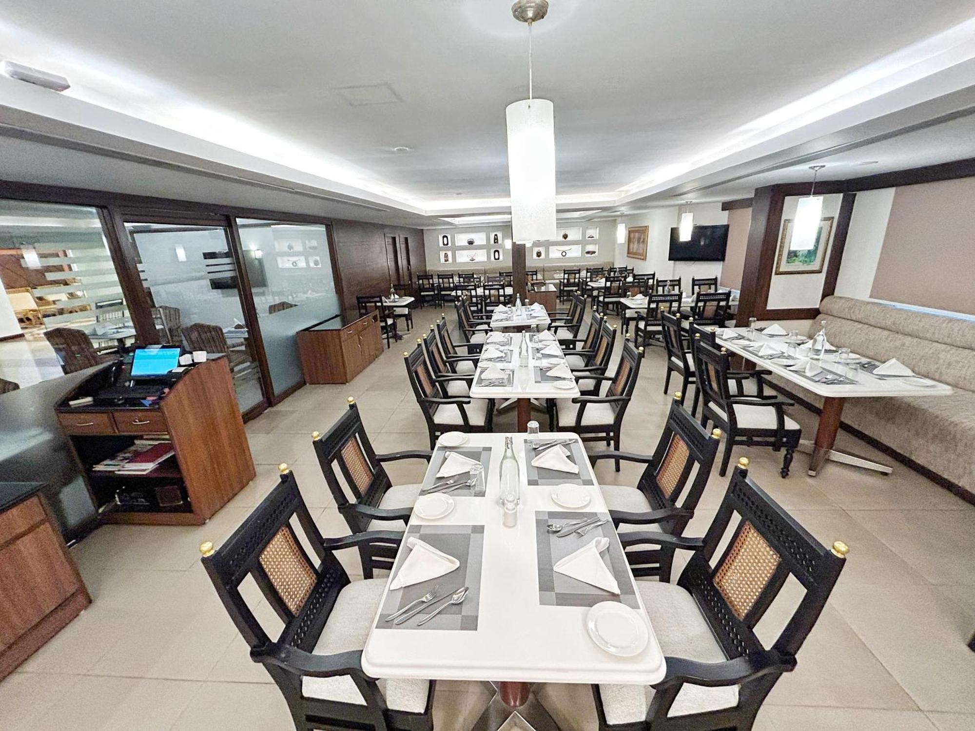Готель The Residency Karur Екстер'єр фото