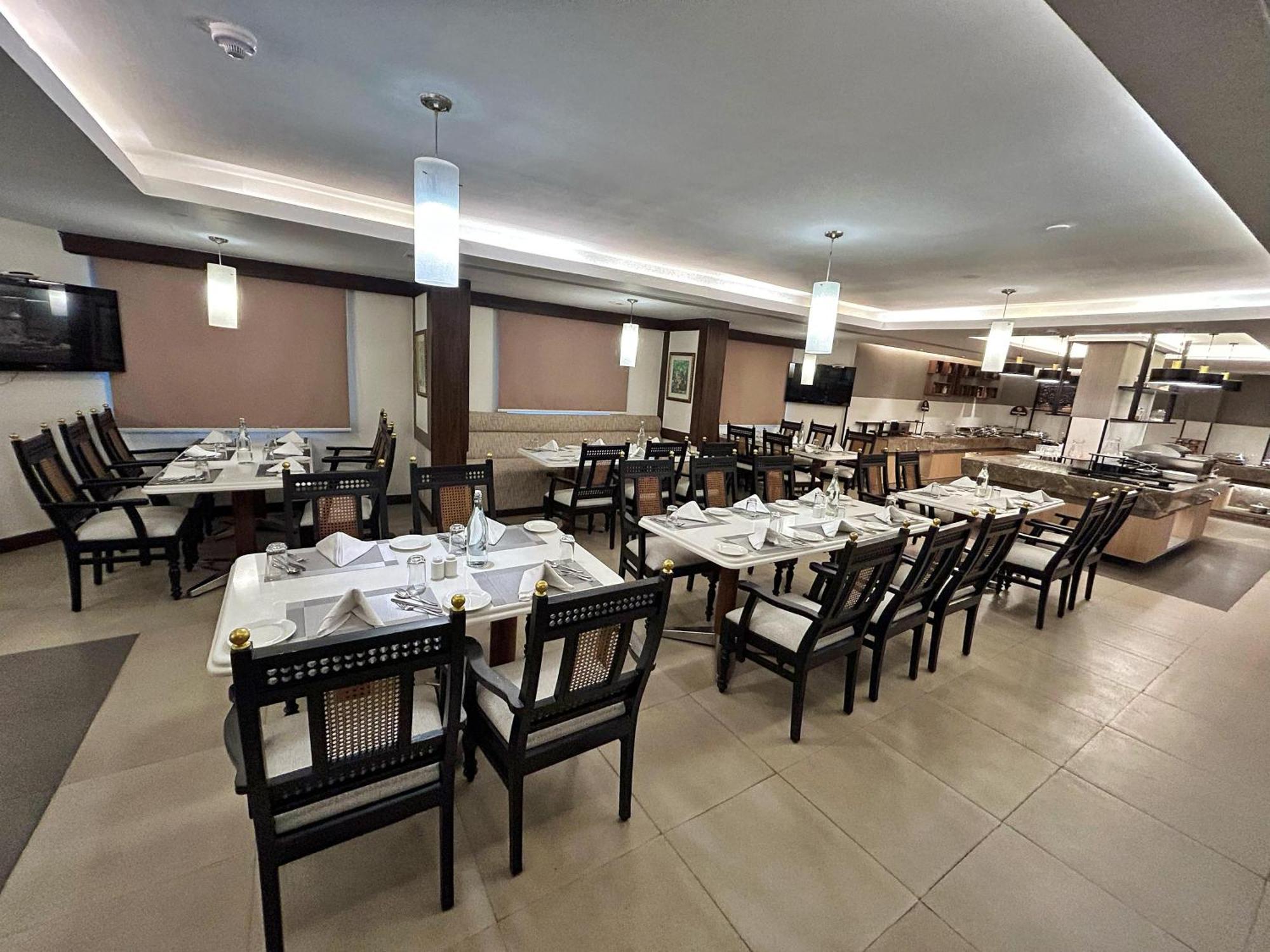 Готель The Residency Karur Екстер'єр фото